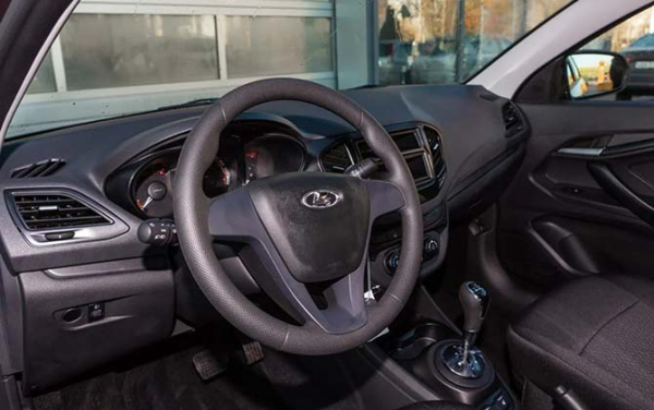 12 недорогих машин с автоматической коробкой передач