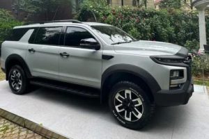 JAC JS9 2025: большой рамный внедорожник на базе пикапа JAC T9. В России у него будет близнец под маркой Sollers