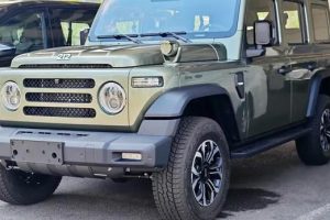BAW BJ212 T01 2025: в России стартуют официальные продажи рамного внедорожника. Цены и комплектации