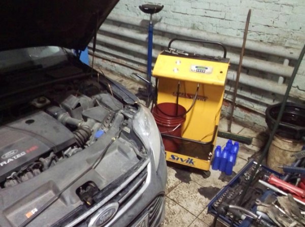 Полная и частичная замена масла в АКПП Ford Mondeo IV