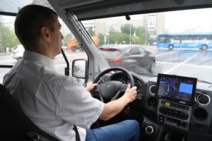 Врач рассказал, как сидеть за рулем без последствий для здоровья спины